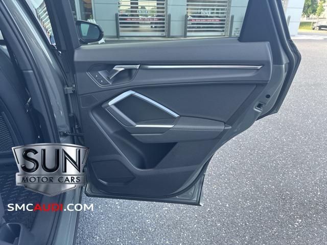 Photo of 2025 Chronos Gray Metallic Audi Q3