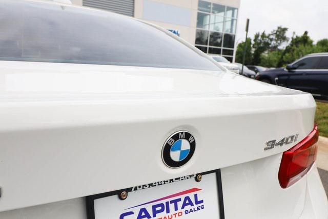 Photo of 2017 Alpine White BMW 340