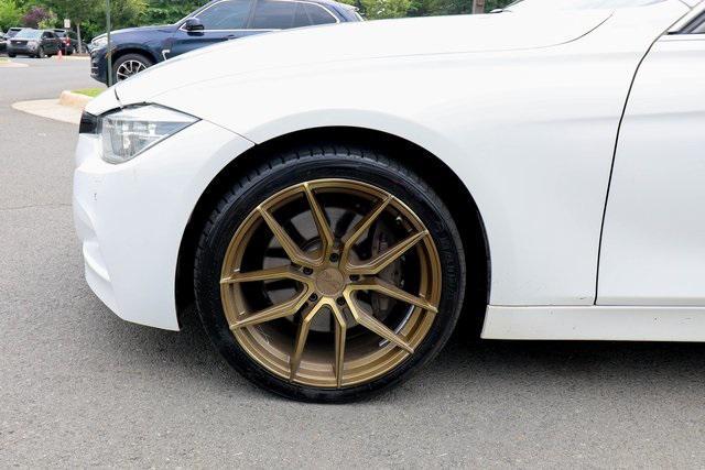 Photo of 2017 Alpine White BMW 340