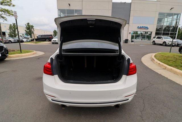 Photo of 2017 Alpine White BMW 340