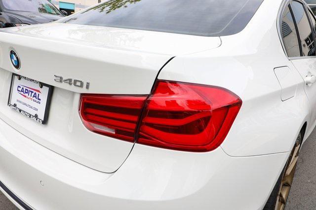 Photo of 2017 Alpine White BMW 340