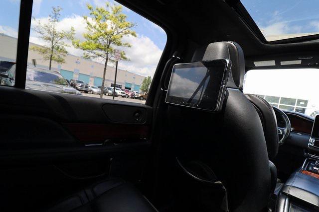 Photo of 2021 Infinite Black Lincoln Navigator