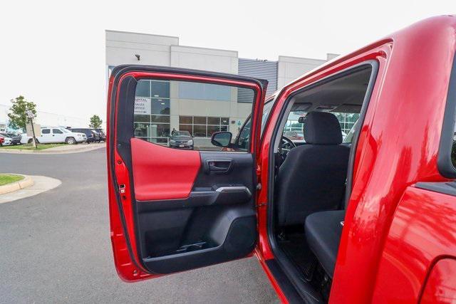 Photo of 2019 Barcelona Red Metallic Toyota Tacoma