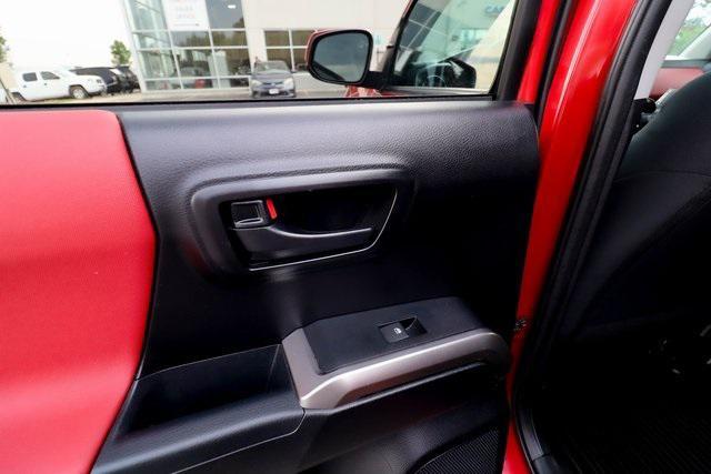 Photo of 2019 Barcelona Red Metallic Toyota Tacoma