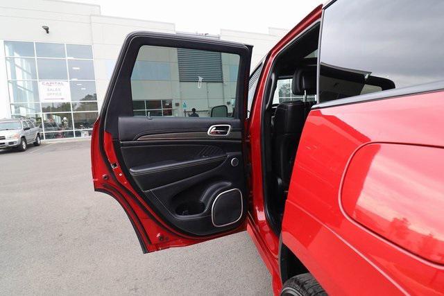 Photo of 2018 Redline 2 Coat Pearl Jeep Grand Cherokee