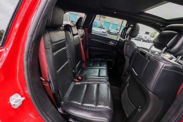 Photo of 2018 Redline 2 Coat Pearl Jeep Grand Cherokee