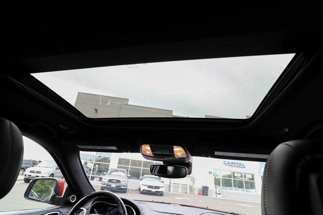 Photo of 2018 Redline 2 Coat Pearl Jeep Grand Cherokee