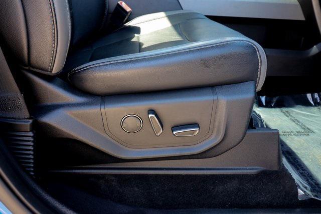 Photo of 2018 Lightning Blue Ford F-150