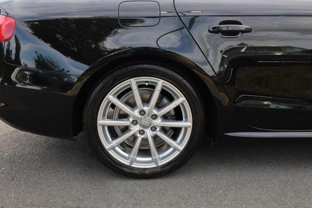 Photo of 2015 Brilliant Black Audi A4