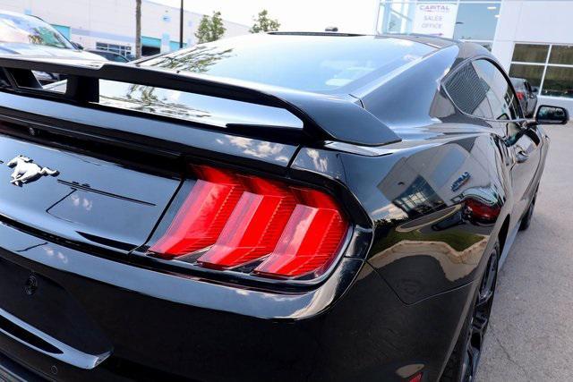 Photo of 2019 Shadow Black Ford Mustang