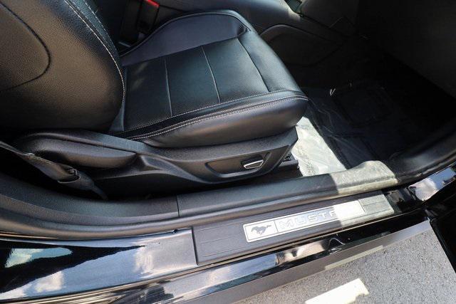 Photo of 2019 Shadow Black Ford Mustang
