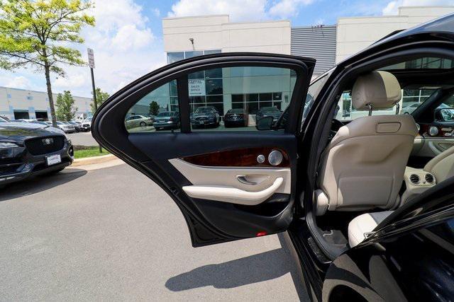 Photo of 2018 Black Mercedes-Benz E-Class