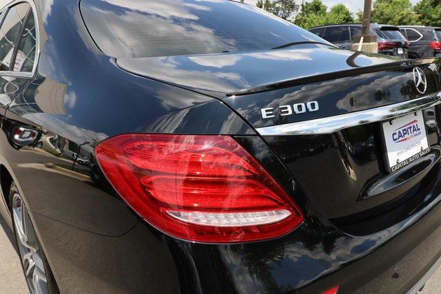 Photo of 2018 Black Mercedes-Benz E-Class