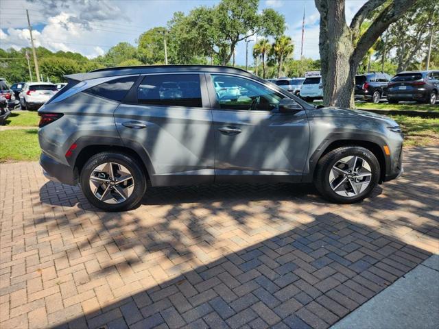 Photo of 2025 Hampton Gray Hyundai TUCSON
