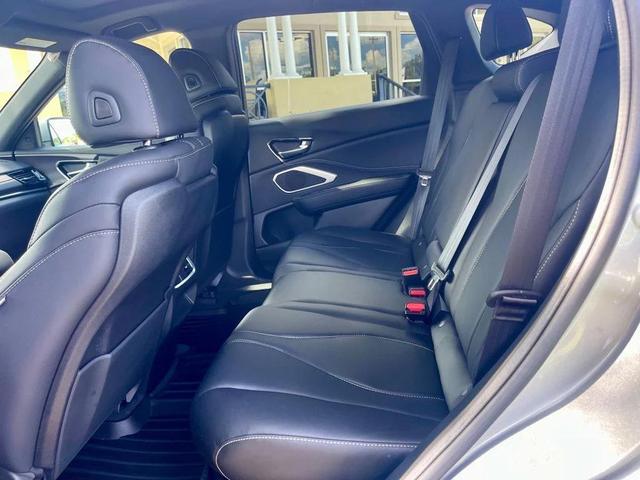 Photo of 2025 Solar Silver Metallic Acura RDX