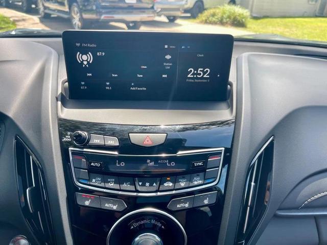 Photo of 2025 Solar Silver Metallic Acura RDX