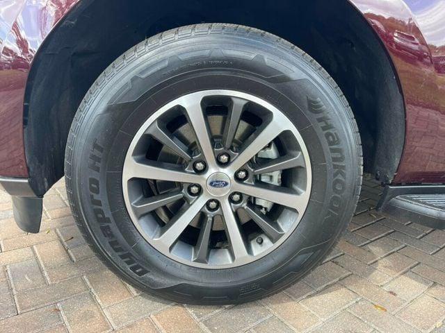 Photo of 2021 Burgundy Velvet Metallic Tinted Clearcoat Ford Expedition