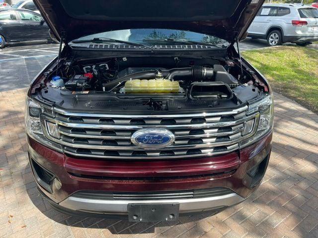 Photo of 2021 Burgundy Velvet Metallic Tinted Clearcoat Ford Expedition