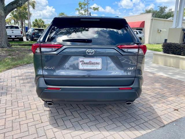 Photo of 2025 Gray Toyota RAV4