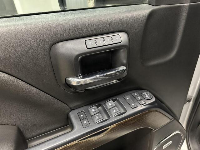 Photo of 2017 Quicksilver Metallic GMC Sierra 3500