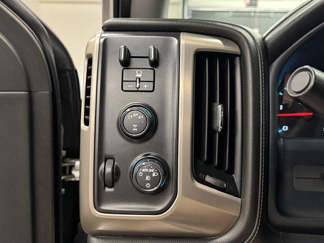 Photo of 2017 Quicksilver Metallic GMC Sierra 3500