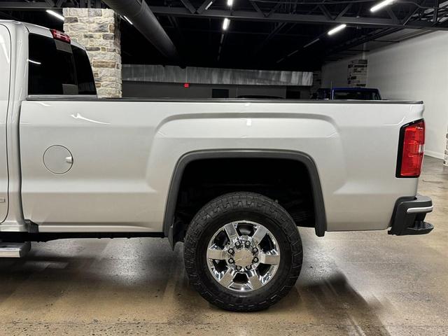 Photo of 2017 Quicksilver Metallic GMC Sierra 3500