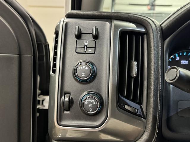 Photo of 2017 Summit White Chevrolet Silverado 3500