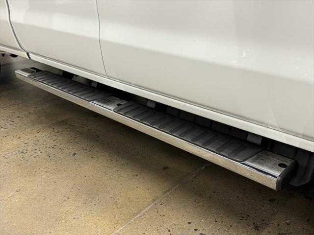 Photo of 2017 Summit White Chevrolet Silverado 3500