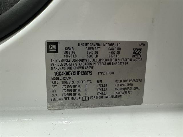 Photo of 2017 Summit White Chevrolet Silverado 3500