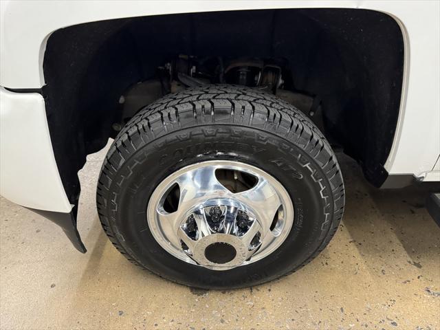 Photo of 2017 Summit White Chevrolet Silverado 3500