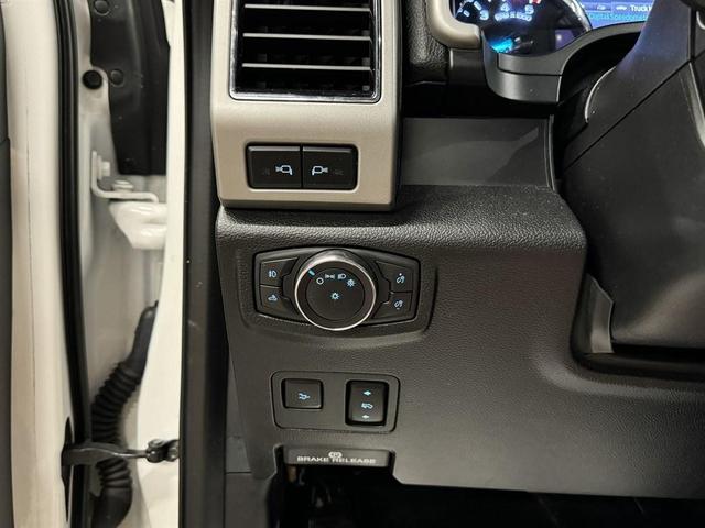 Photo of 2020 Star White Metallic Tri-Coat Ford F-350