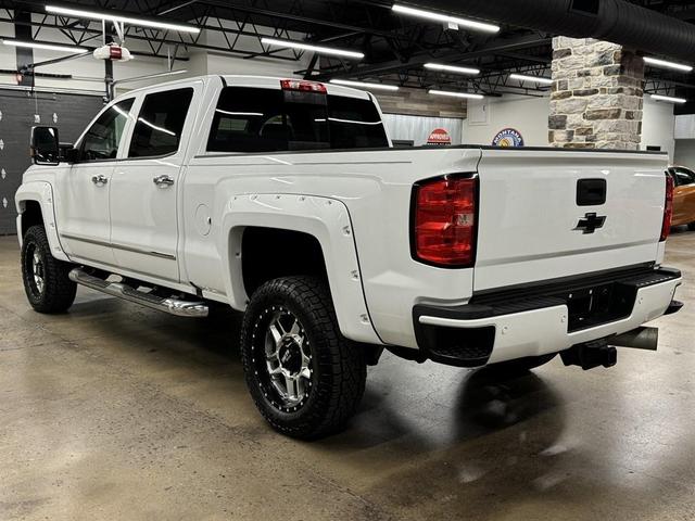 Photo of 2017 Summit White Chevrolet Silverado 2500