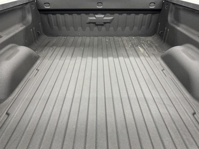 Photo of 2017 Summit White Chevrolet Silverado 2500