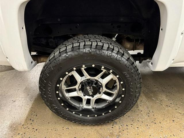 Photo of 2017 Summit White Chevrolet Silverado 2500