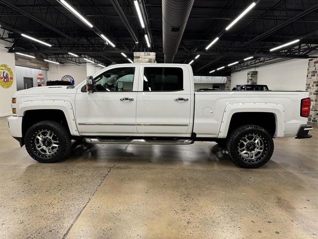 Photo of 2017 Summit White Chevrolet Silverado 2500