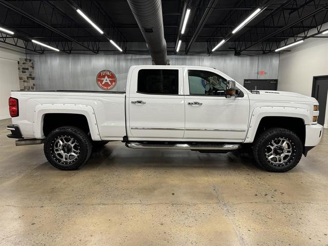Photo of 2017 Summit White Chevrolet Silverado 2500