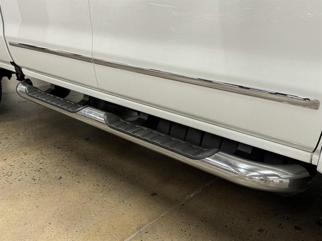 Photo of 2017 Summit White Chevrolet Silverado 2500