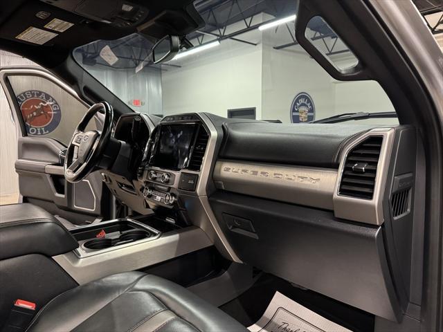Photo of 2022 Iconic Silver Metallic Ford F-250