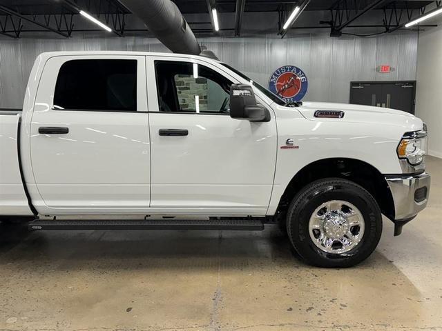 Photo of 2024 Bright White Clearcoat RAM 2500