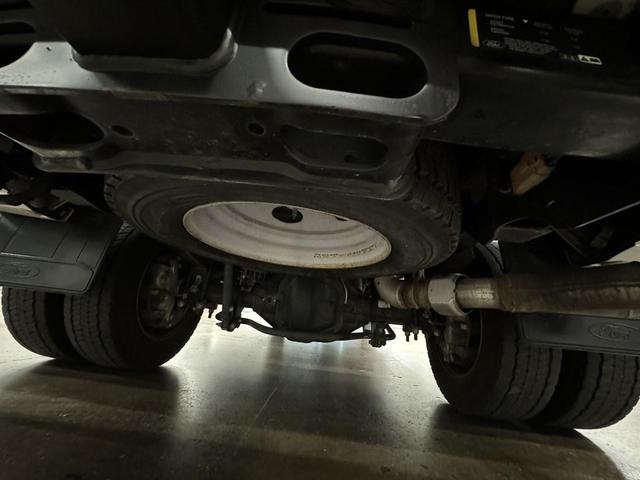 Photo of 2018 White Platinum Metallic Tri-Coat Ford F-450