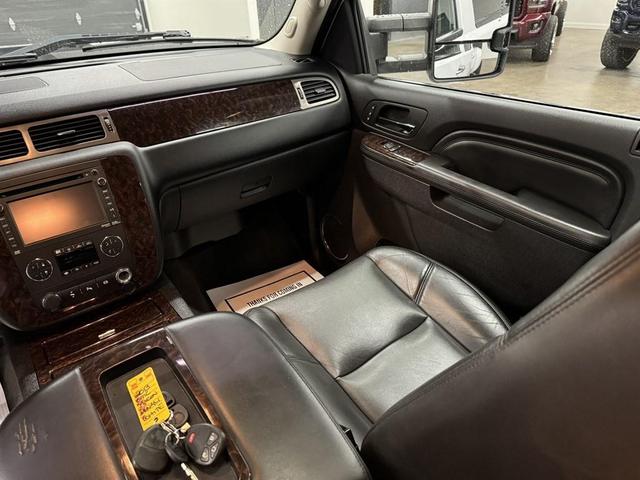 Photo of 2013 Summit White GMC Sierra 3500