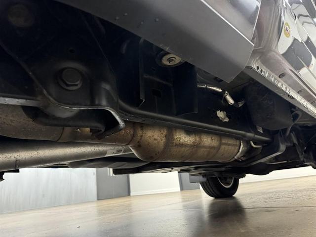 Photo of 2021 Granite Crystal Metallic Clearcoat RAM 2500
