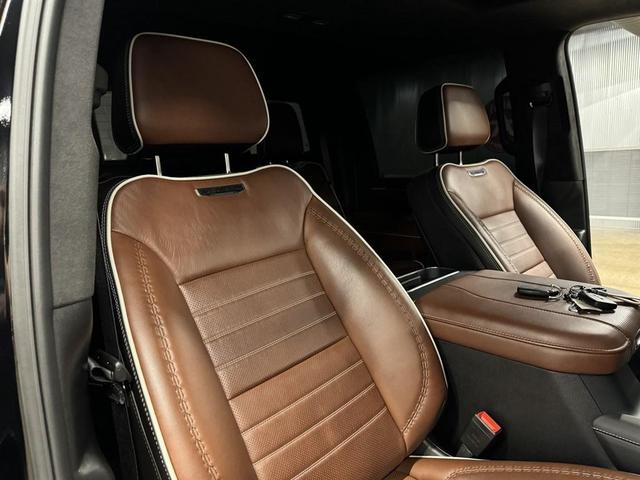 Photo of 2024 Onyx Black GMC Sierra 3500