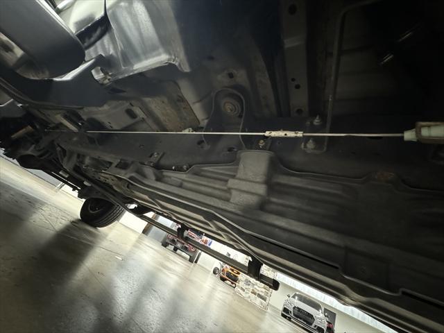 Photo of 2015 Magnetic Metallic Ford F-250