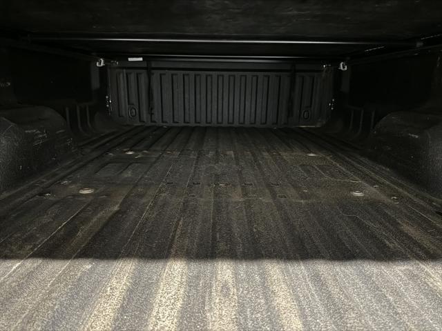 Photo of 2015 Magnetic Metallic Ford F-250