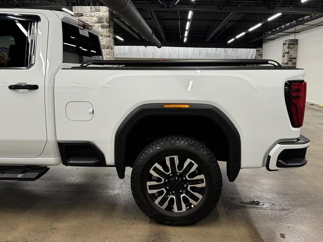 Photo of 2024 Summit White GMC Sierra 2500