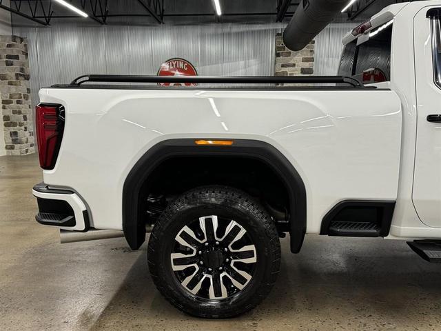 Photo of 2024 Summit White GMC Sierra 2500