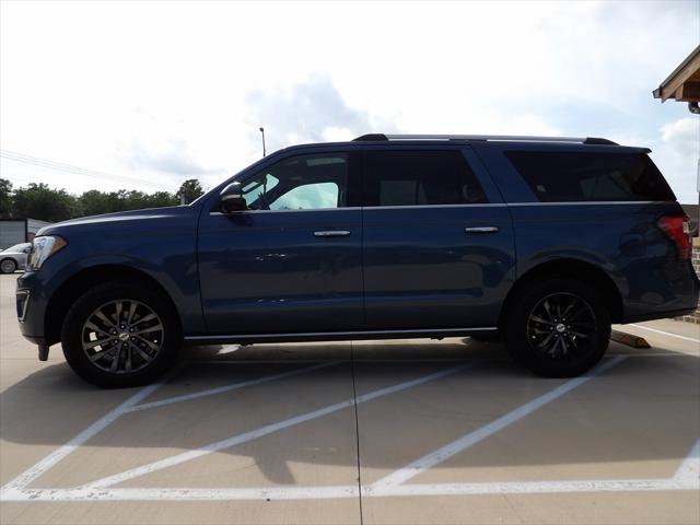Photo of 2019 Blue Metallic Ford Expedition Max