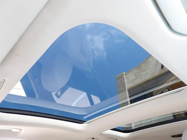 Photo of 2018 WHITE Mercedes-Benz GLC 300