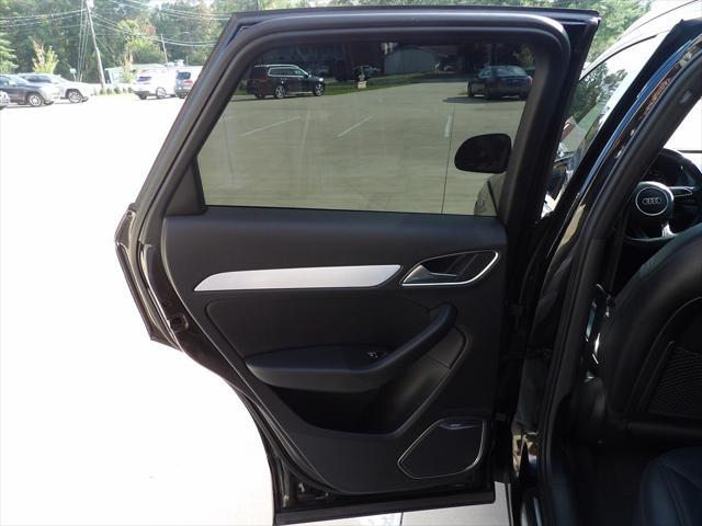 Photo of 2018 BLACK Audi Q3